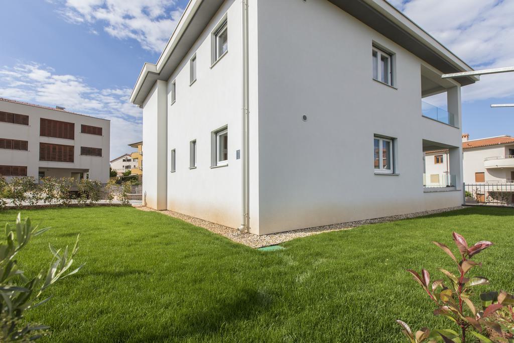 Viras Luxury Holiday Premantura Exteriör bild