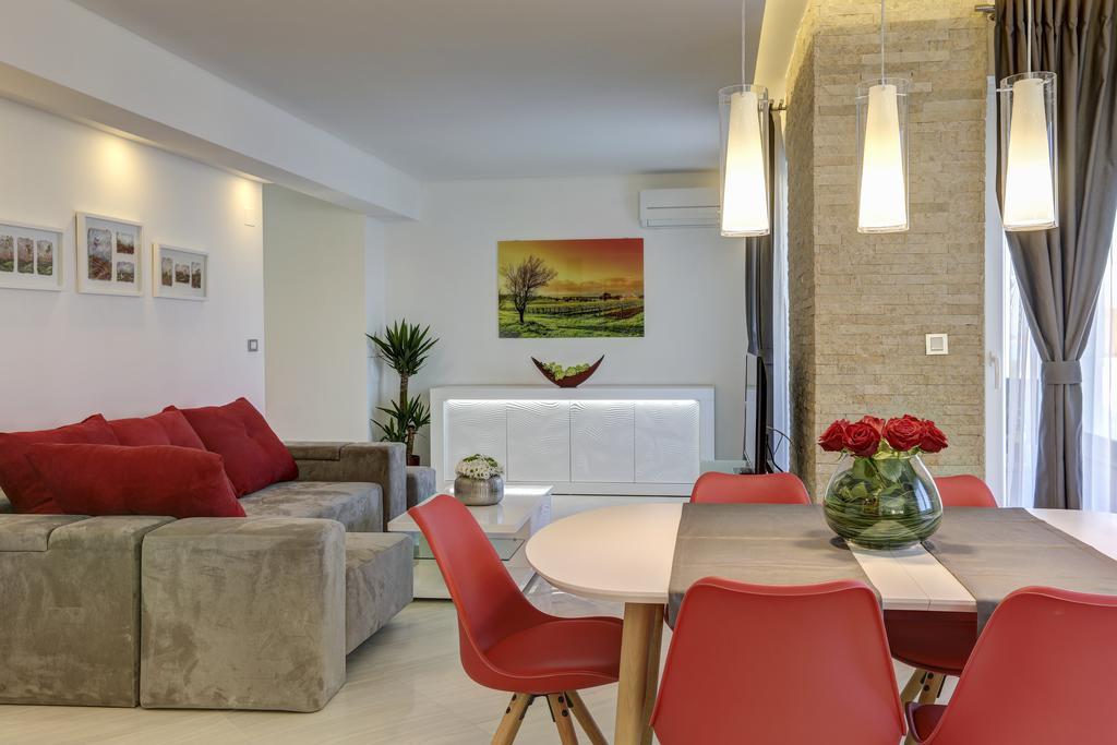 Viras Luxury Holiday Premantura Exteriör bild